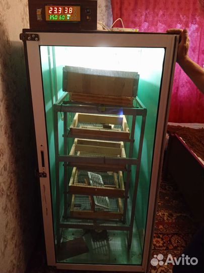 Продам инкубатор