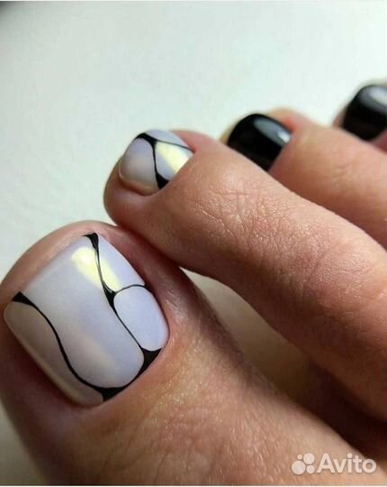Маникюр педикюр