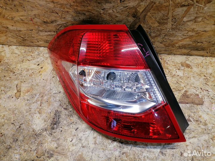 Фонарь задний левый Citroen C4 2 B7