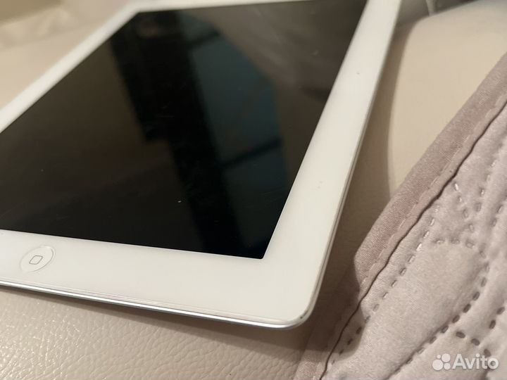 iPad 2 wi-fi + cellular (3G)