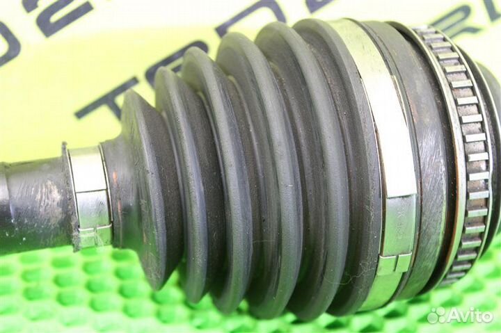 Привод передний правый Toyota Gaia ACM10 1AZ-FSE