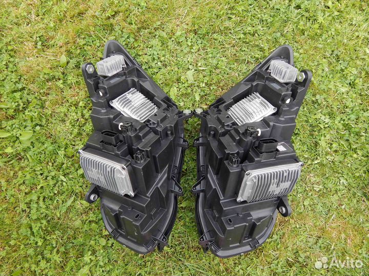 Фара передняя (комплект) Mercedes-Benz AMG GT 1 по