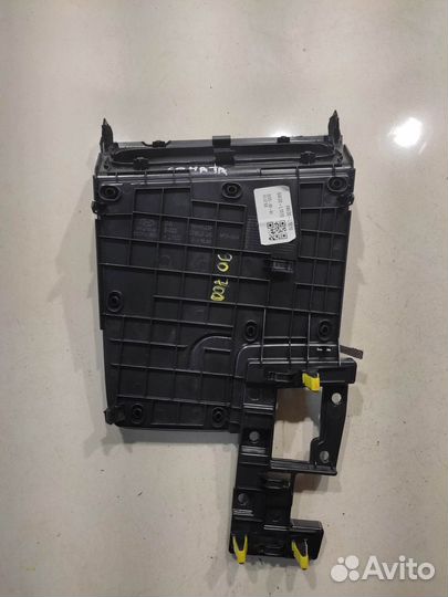 Накладка центральной консоли (Hyundai Sonata)