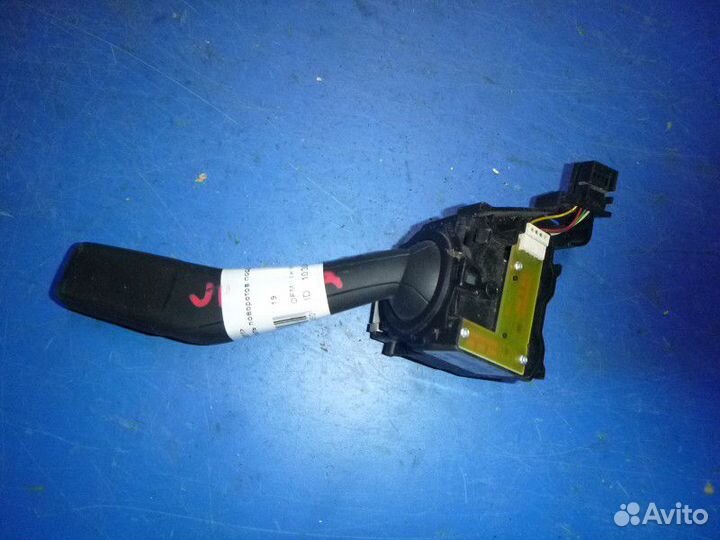 Переключатель поворотов подрулевой Volkswagen jett
