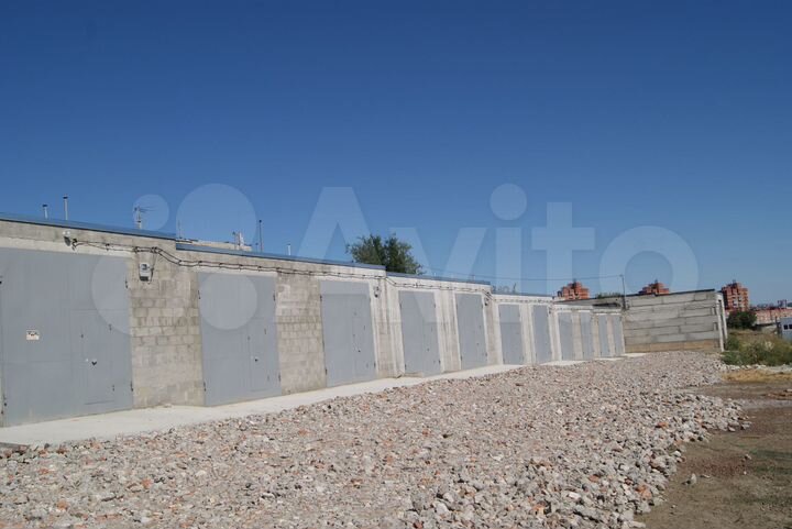 Гараж, > 30 м²