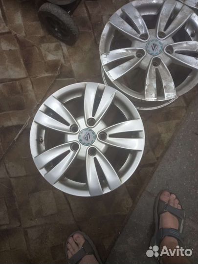 Литые диски r 15 5/114 KIA