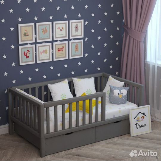 Кроватка из натурального дерева с бортиком сингл д