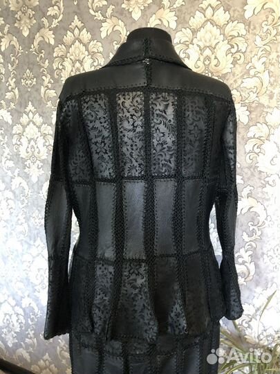 Костюм женский