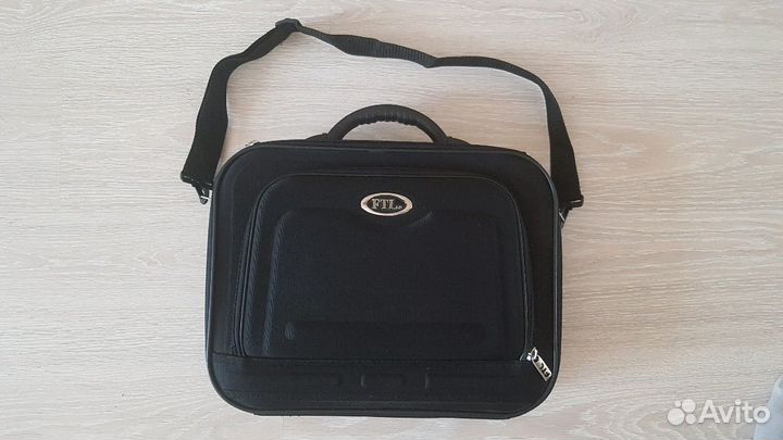 Сумка дорожная. Размер 42 см, 32 см, 14 см. Новая