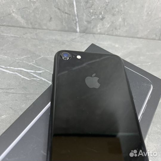 iPhone 7, 128 ГБ