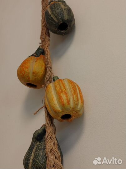 «Декоративное украшение коса с мини тыквами»