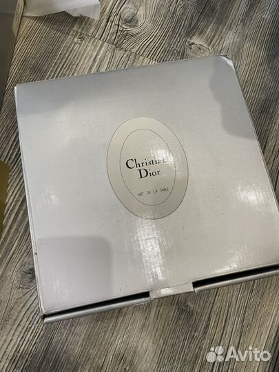 Столовый сервиз Cristian Dior