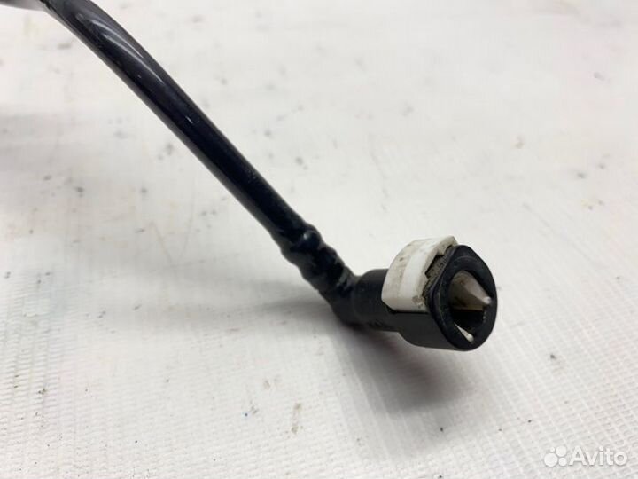 Трубка топливная Ford Focus 2 shda 2011