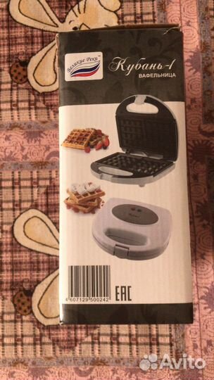 Электрическая вафельница