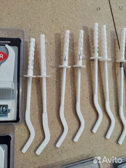 Кронштейн для радиатора отопления