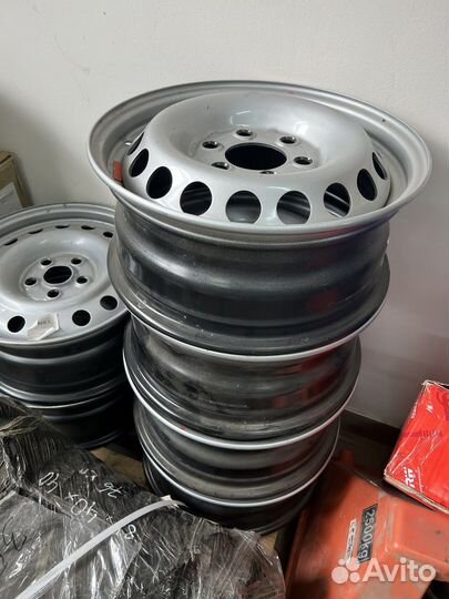 Диск колесный Фольксваген Крафтер Спринтер R16 Т4