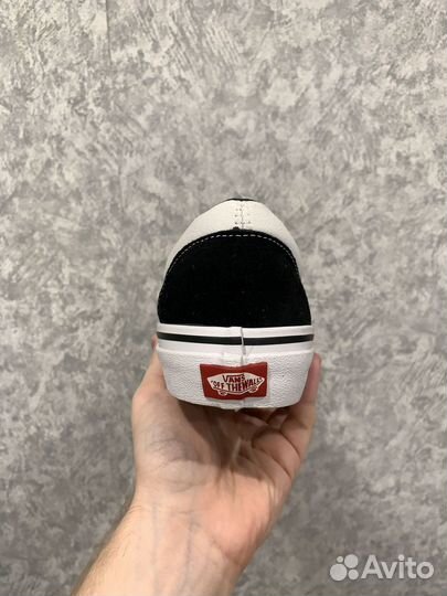 Vans era black marshmallow