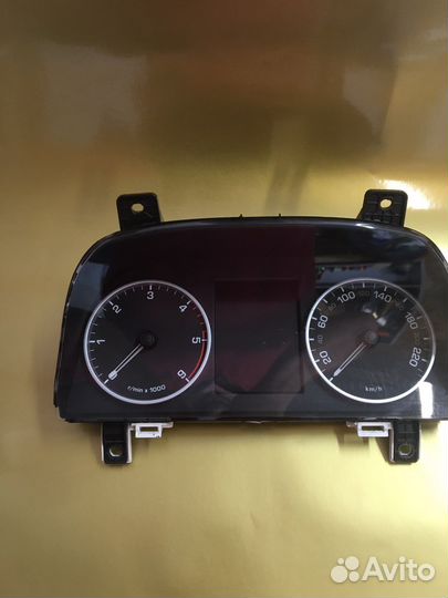 Щиток приборов дискавери4