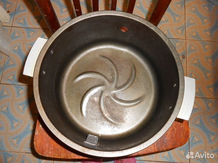 Мультипечь Delimano 3D удобная можно взять на дачу