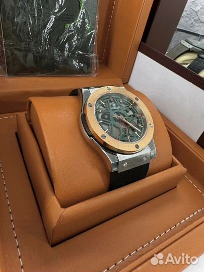 Механические наручные часы Hublot