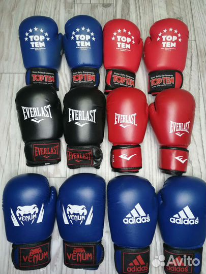 Боксерские перчатки
