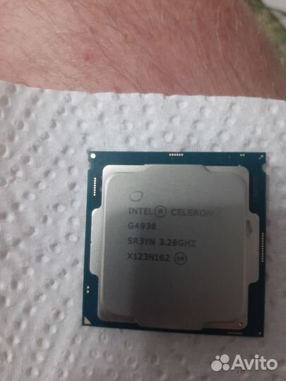 Процессор Intel celeron G4930