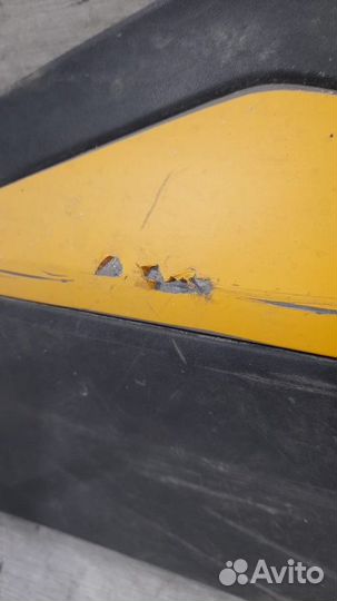 Молдинг двери задний правый Renault Kaptur С 2016