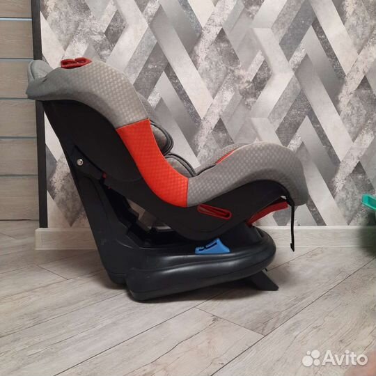 Детское автокресло от 0 до 25 кг