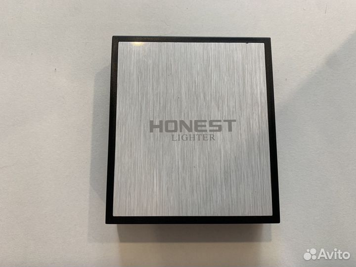 Зажигала Honest lighter