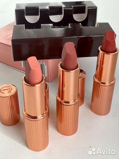 Charlotte Tilbury помада pillow supermodel walk