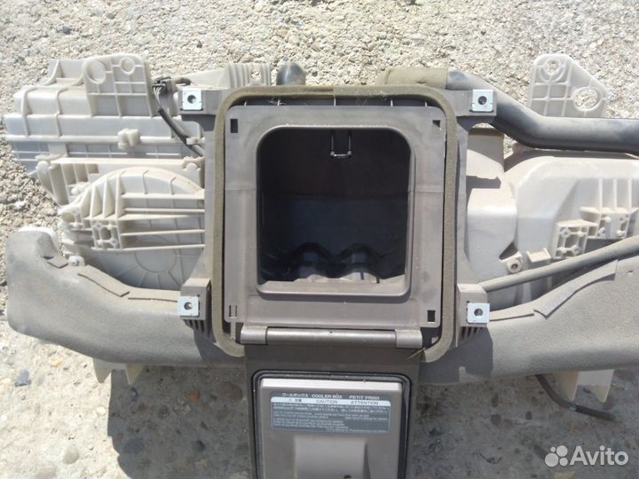 Lexus ls430 холодильник