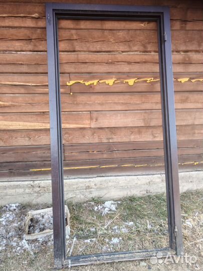 Металлическая дверь бу 90 200
