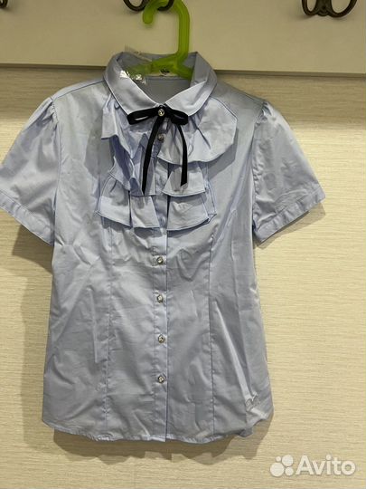 Блузка новая школьная с коротким рукавом 146