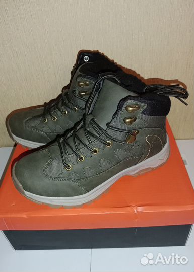 Новые ботинки зима/ осень