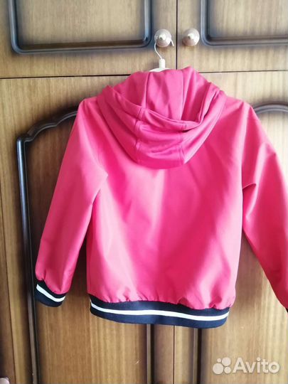 Ветровка для мальчика новая 134
