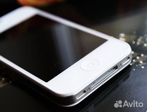 Телефон »Apple iPhone 4»