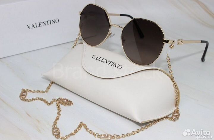 Солнцезащитные очки