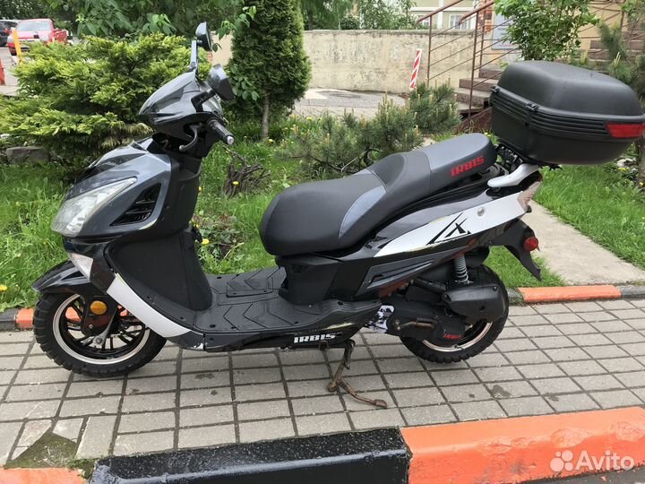 Продаю скутер Ирбис LX50