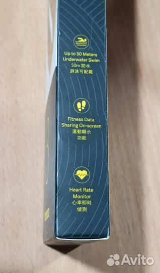 Коробка от фитнес-браслета xiaomi mi band 3