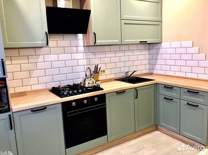 Угловая кухня на заказ