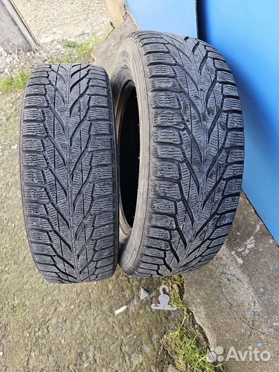 Nokian Tyres Hakkapeliitta R2 SUV 225/65 R17 88H