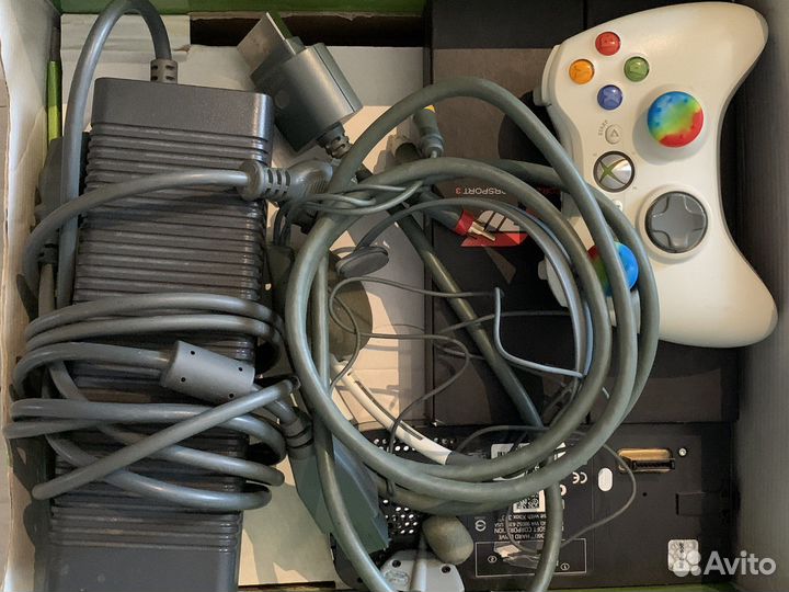 Xbox 360 FAT 20 gb + Игра