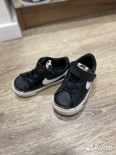 Кроссовки nike детские