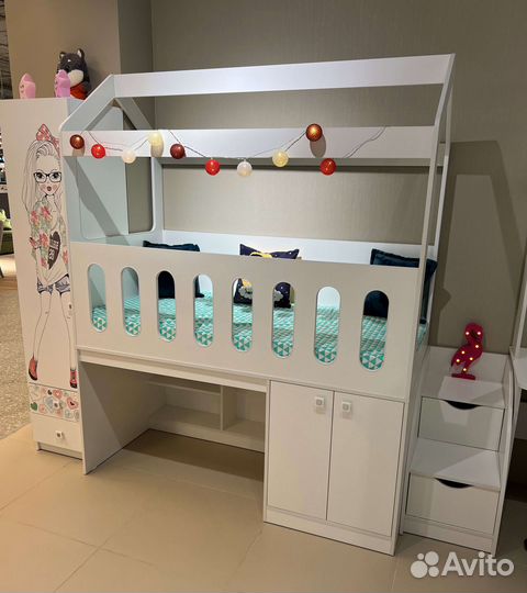 Кровать-чердак 160х80. Домик Теремок