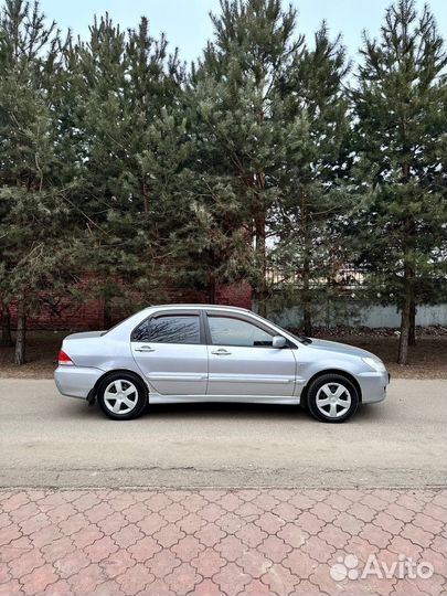 Mitsubishi Lancer 1.6 AT, 2005, 265 000 км