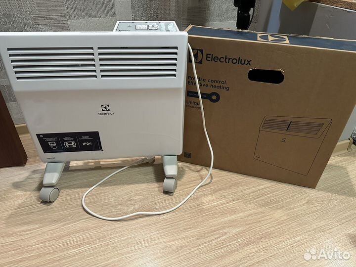 Конвектор Electrolux