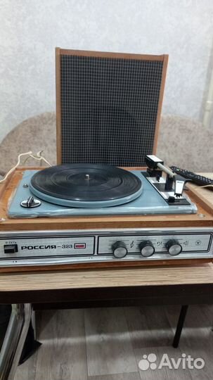 Проигрыватель для виниловых пластинок