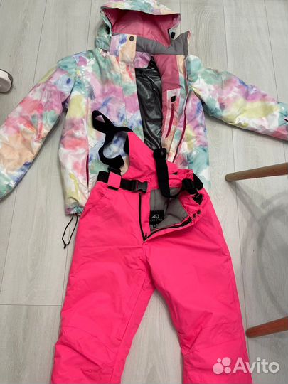 Горнолыжный костюм