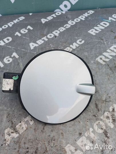 Лючок бензобака Opel Astra h