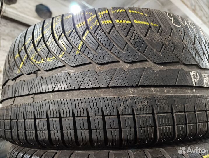 Michelin Pilot Alpin PA4 245/40 R18 V